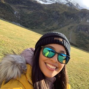 Meet your Posher, Norma